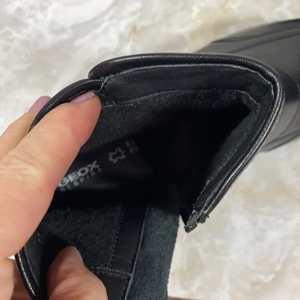 NWT Geox Avery booties